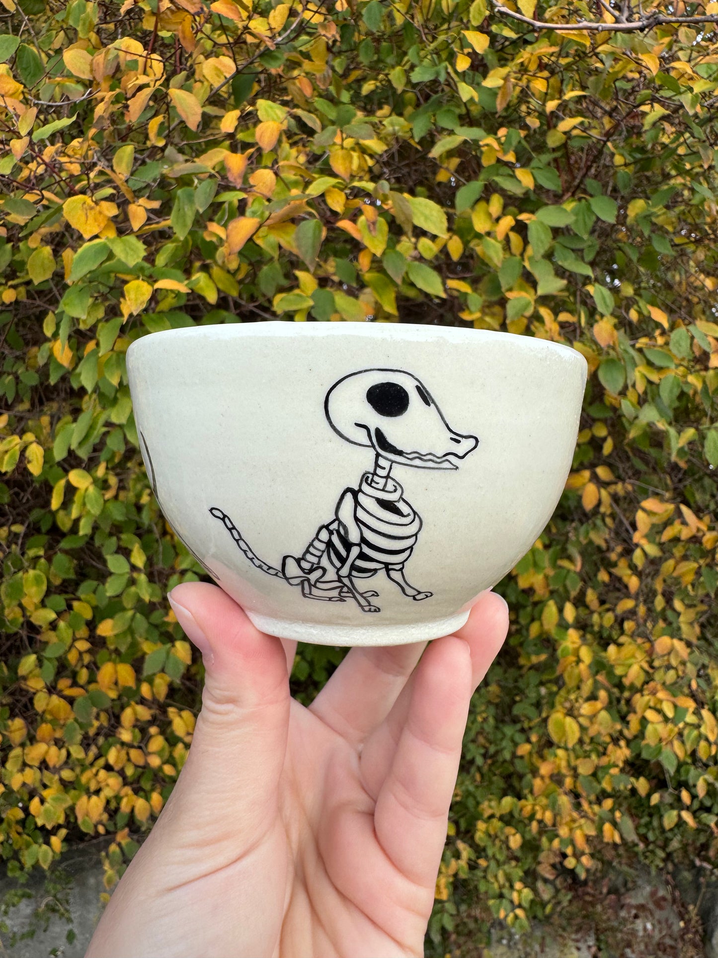 *Seconds* 3 Spooky Doggies 10oz Mug